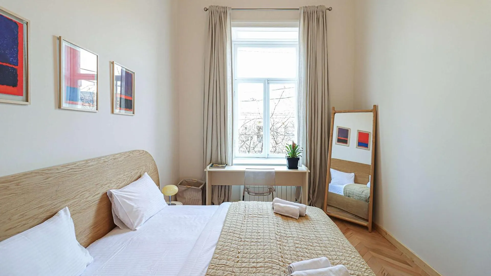 2Br Central Stylish Apt In Tbilisi - By Wehost